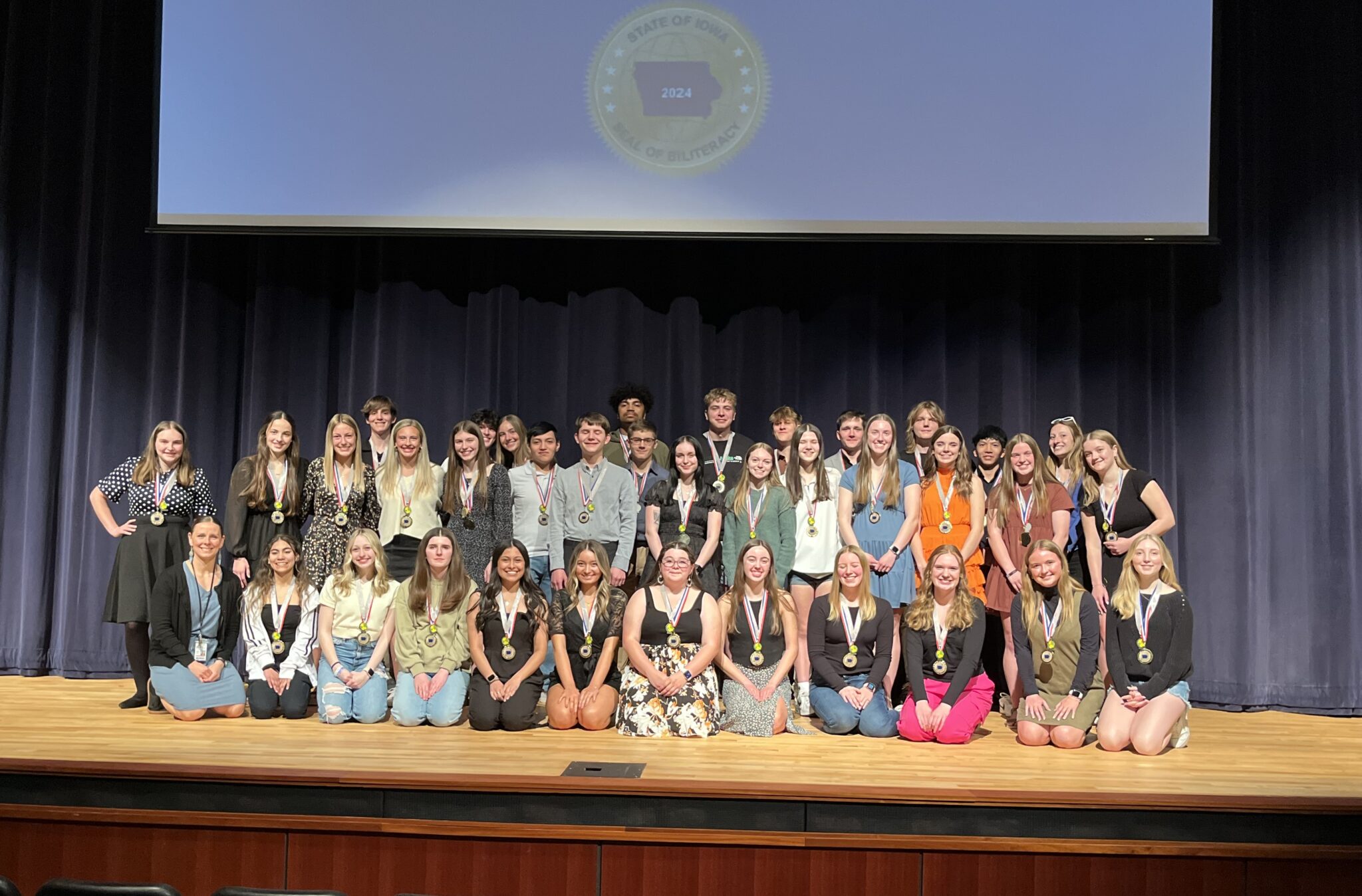 Students Earn Iowa Seal of Biliteracy – College Community School District